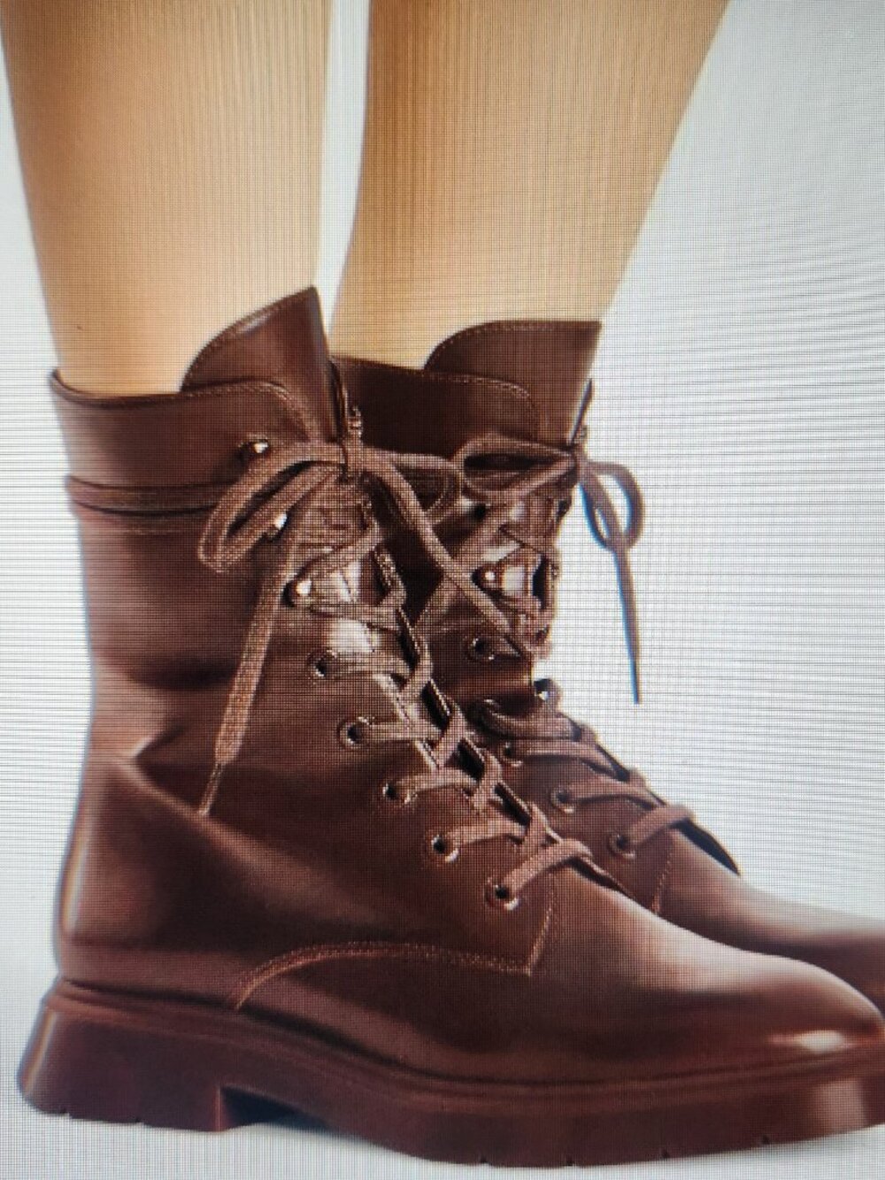 Stuart Weitzman McKenzee Cranberry Calf Lace-Up Boots, NIB. Size EU 41/US 10.5